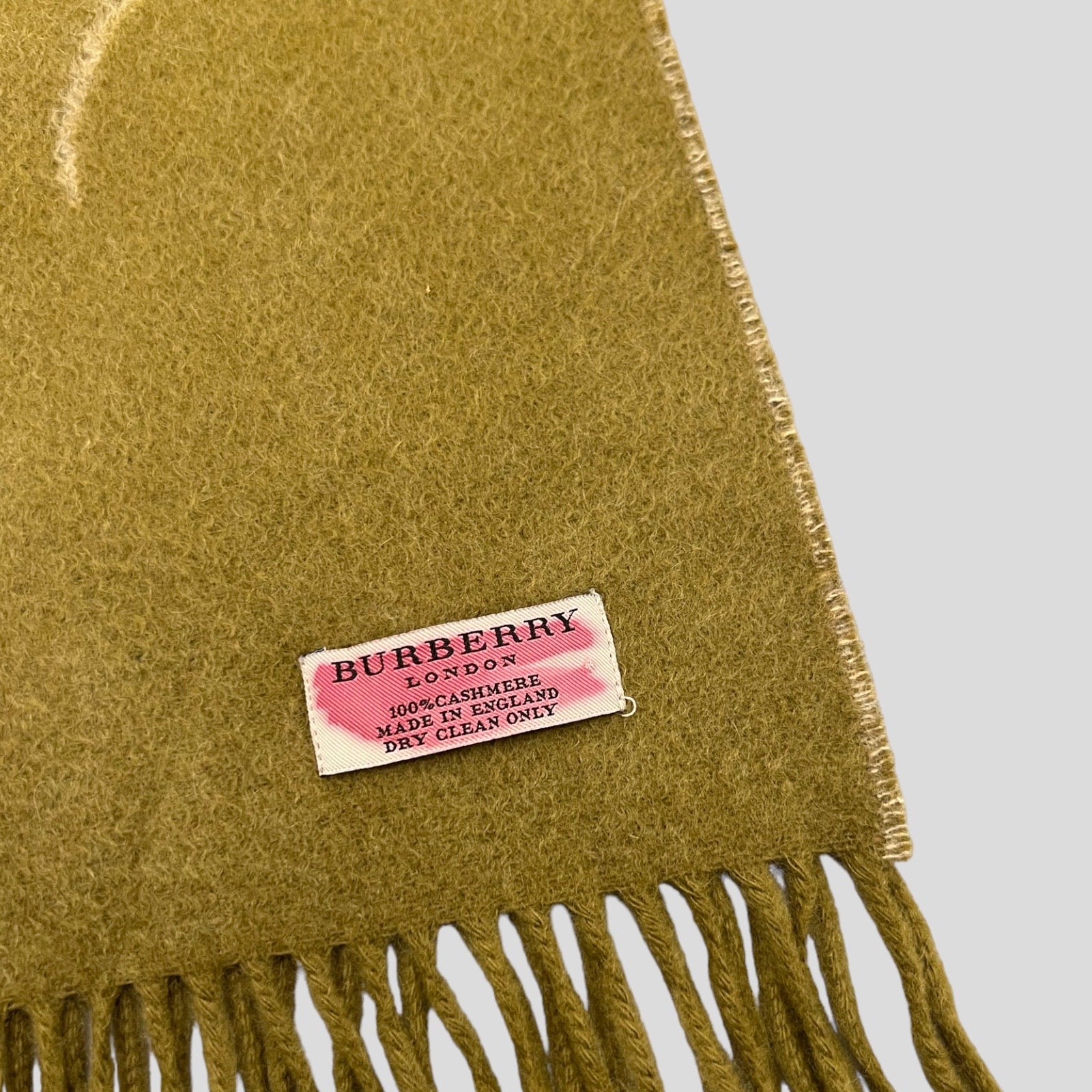 00S KHAKI GREEN BURBERRY CASHMERE SCARF